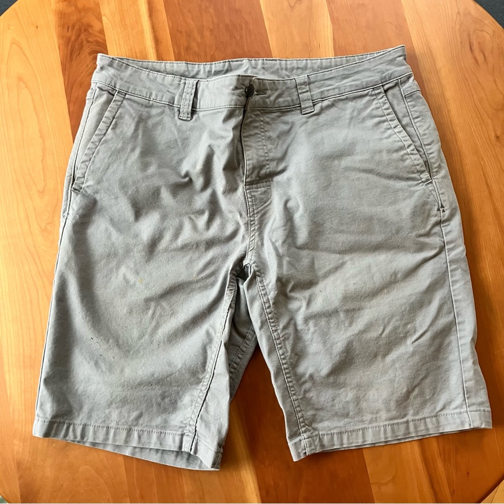 Stio Men’s Canvas Shorts Size 36